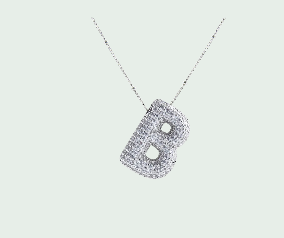 Cadena "Diamond Letter Silver"